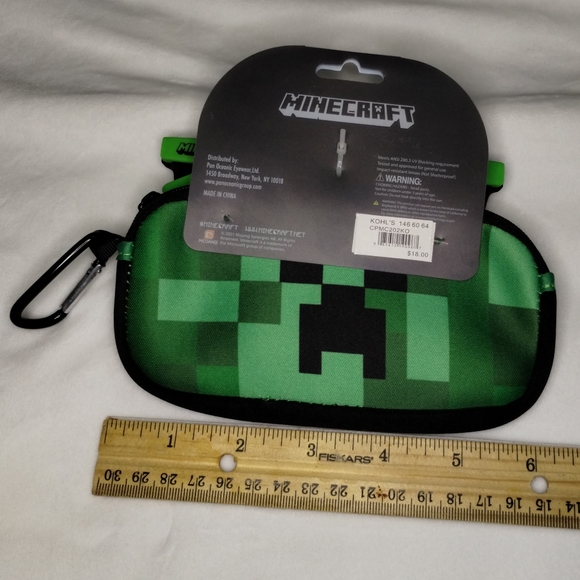 NWT Boys Minecraft Creeper 100% UV Protection Glasses & Case Set - Picture 5 of 9